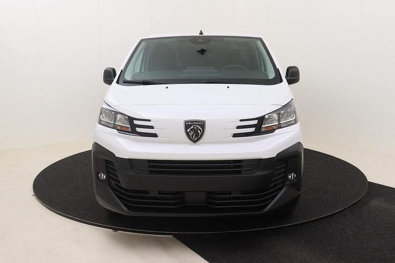 Neu Peugeot Expert 144 PS (105 kW) 2025 Kaolin white Van