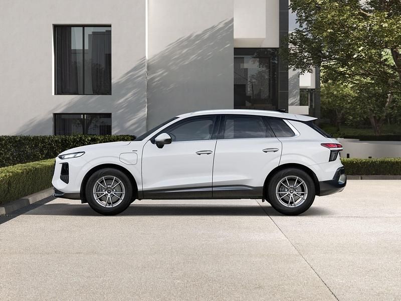 Neu Audi Q3 272 PS (200 kW) 2026 Weiß SUV