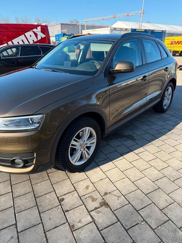 Usata Audi Q3 140 CV (102 kW) 2012 Marrone SUV