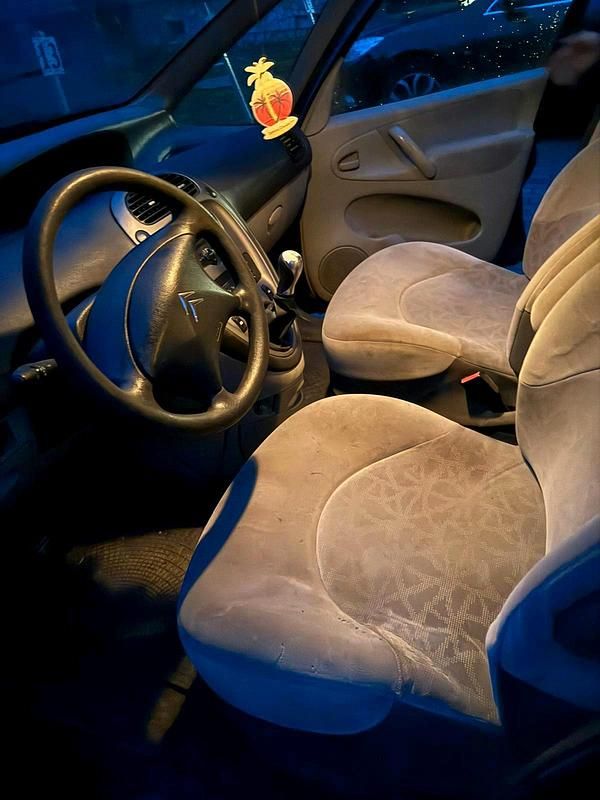 Gebraucht Citroën Xsara 109 PS (80 kW) 2003 Grau Van / Kleinbus