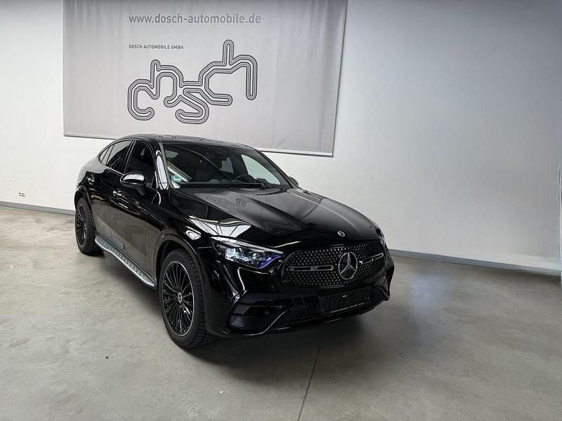 Schwarz Gebraucht 2024 Mercedes GLC300 AMG Coupé | 69.890 € (Fairer Preis) - Bild 1/4