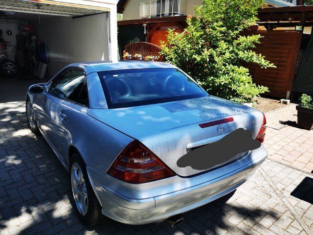 Gebraucht Mercedes SLK230 197 PS (144 kW) 2000 Silber metallic Cabrio