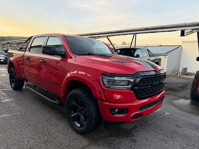 Second-hand Dodge Ram 401 CP (294 kW) 2023 Roșu Pickup