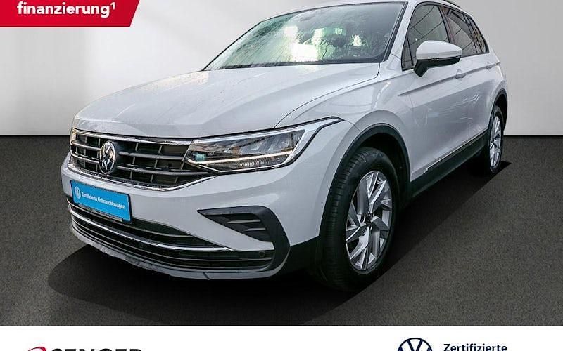 Weiß Gebraucht 2022 VW Tiguan Allspace Life SUV | 29.880 € (Guter Preis) - Bild 1/4