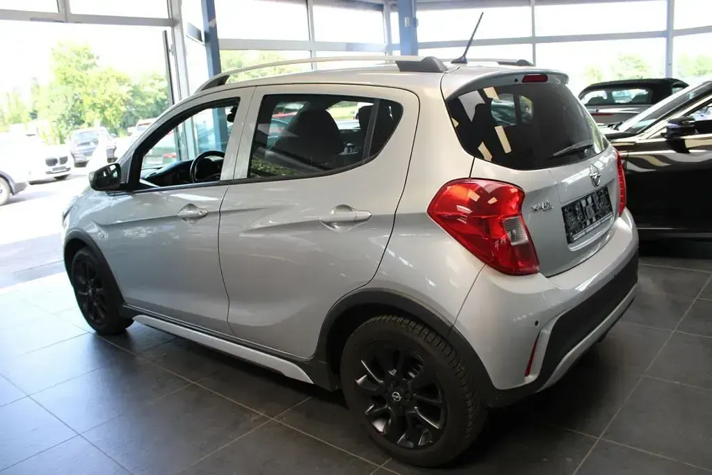 Gebraucht Opel Karl Rocks 75 PS (55 kW) 2018 Silber Kleinwagen
