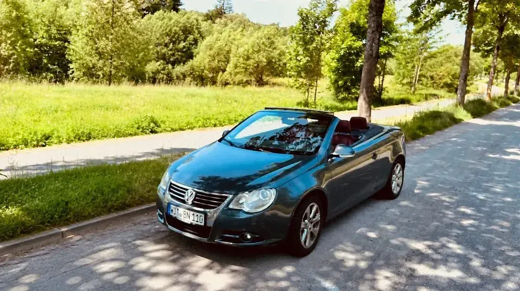 Usata VW Eos 150 CV (110 kW) 2007 Grigio Cabrio