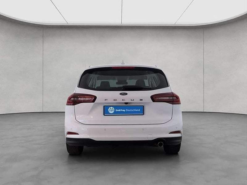 Gebraucht Ford Focus Titanium 155 PS (114 kW) 2025 Frozen white Kombi