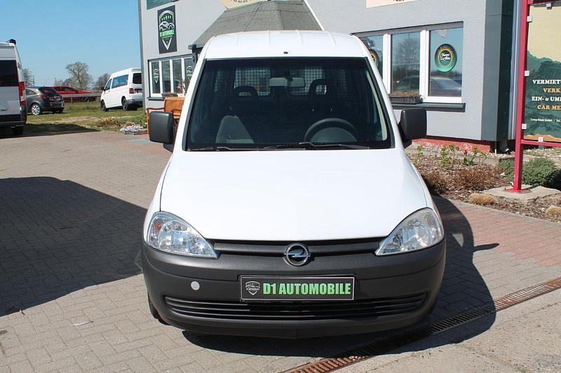 Second-hand Opel Combo 75 CP (55 kW) 2008 Alb Monovolum