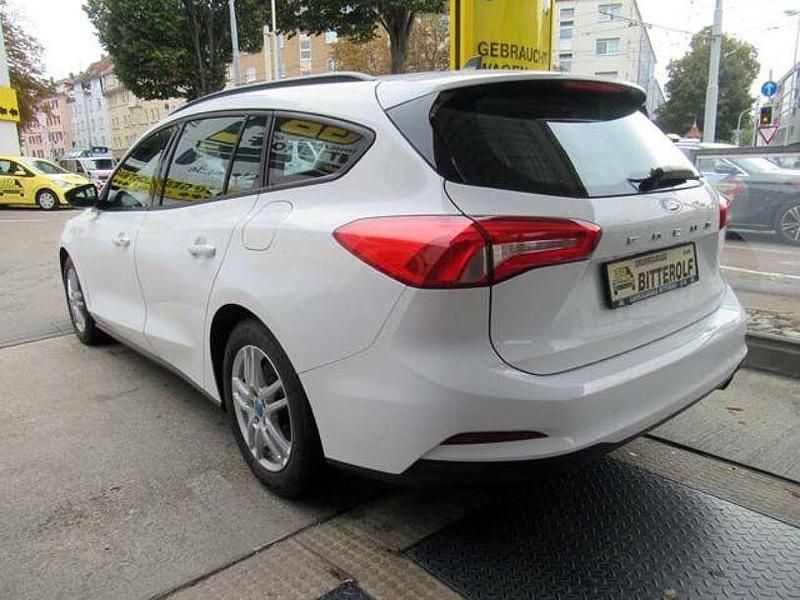 Gebraucht Ford Focus Trend 120 PS (88 kW) 2021 Weiß Kombi