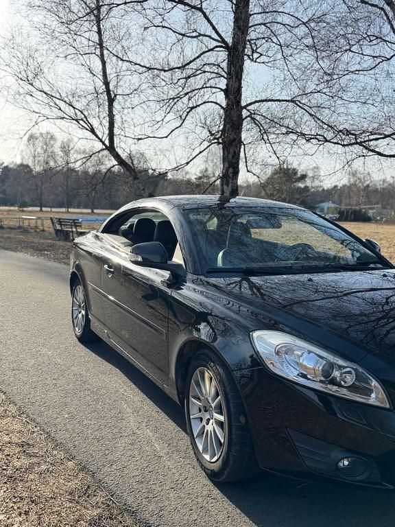 Gebraucht Volvo C70 Summum 177 PS (130 kW) 2010 Schwarz Cabrio