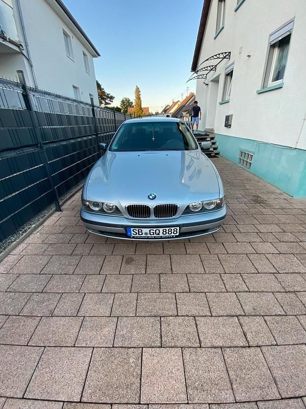 Silber Gebraucht 1997 BMW 523 Limousine | 5.000 € (Teuer) - Bild 1/4