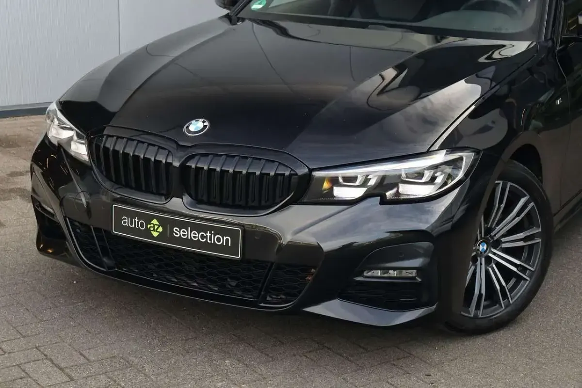 Gebraucht BMW 320 Executive 184 PS (135 kW) 2020 Schwarz Kombi