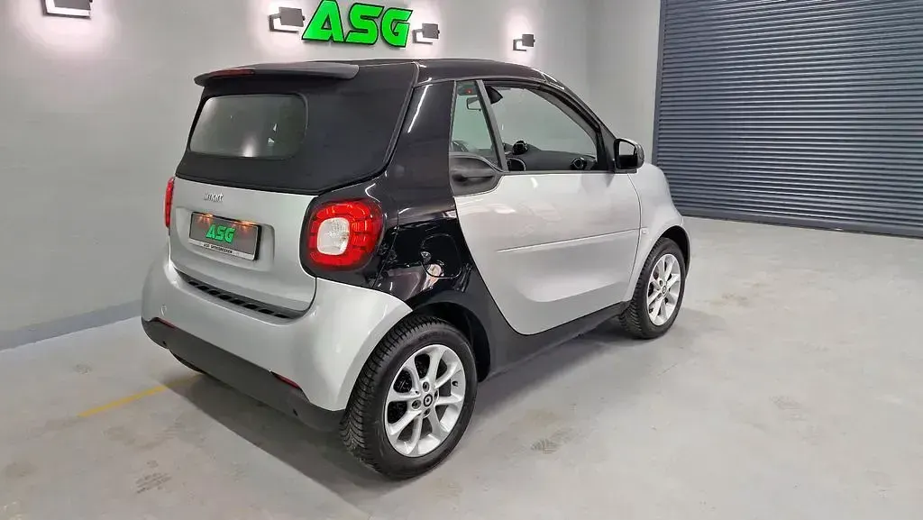 Gebraucht Smart ForTwo Cabrio Passion 90 PS (66 kW) 2019 Other Cabrio