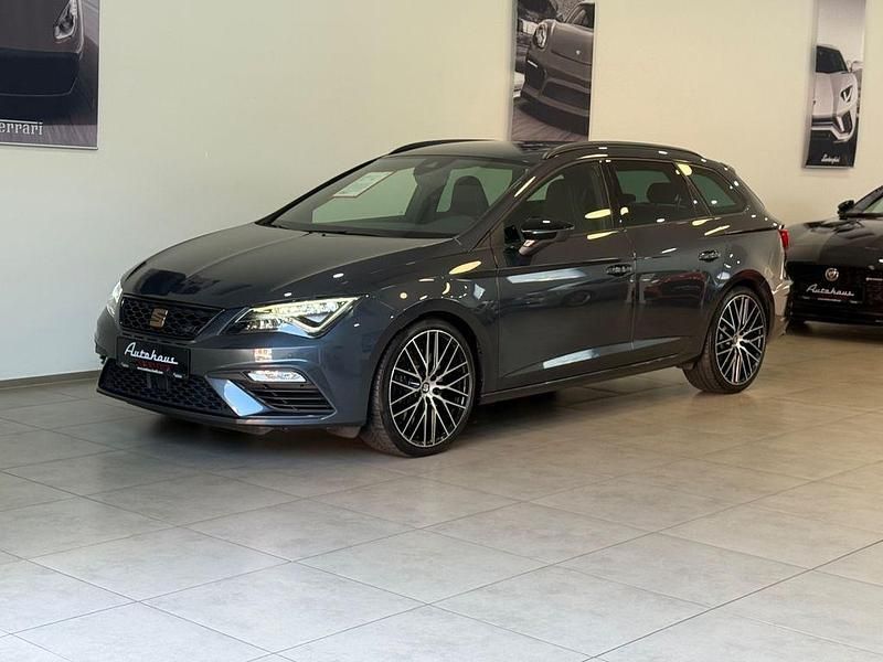 Grau Gebraucht 2020 Cupra Leon Limousine | 24.980 € (Fairer Preis) - Bild 1/4