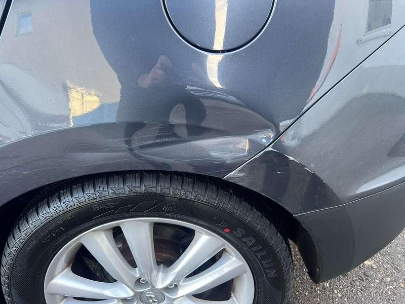 Gebraucht Hyundai ix35 Style 184 PS (135 kW) 2010 Piston grey / met SUV