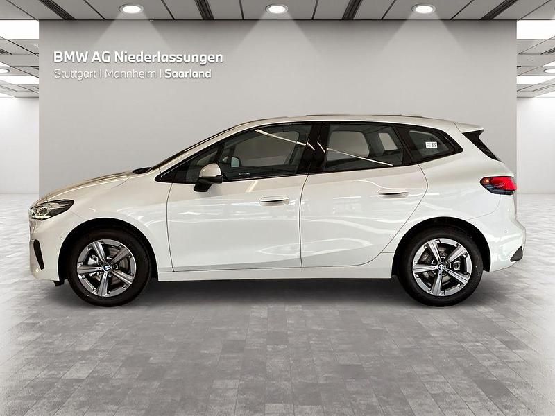 Używany BMW 220 Active Tourer Efficient Dynamics 156 KM (114 kW) 2025 Biały Minivan