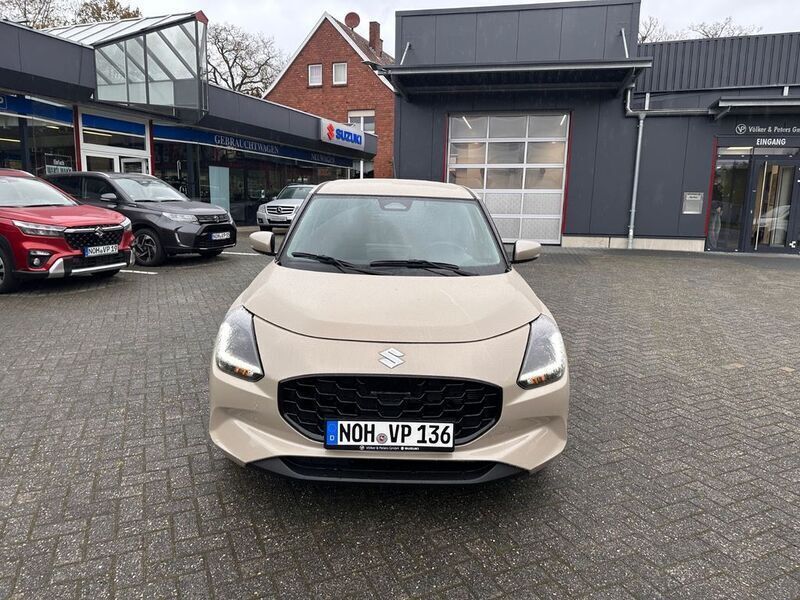 Gebraucht Suzuki Swift Comfort+ 83 PS (61 kW) 2024 Beige Kleinwagen