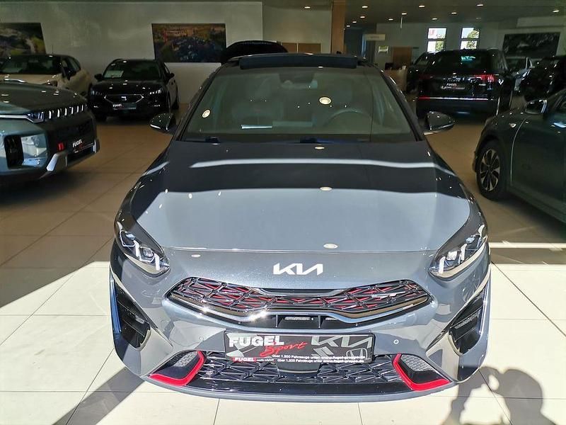 Gebraucht Kia ProCeed GT 204 PS (150 kW) 2021 Pentametal met. Kleinwagen