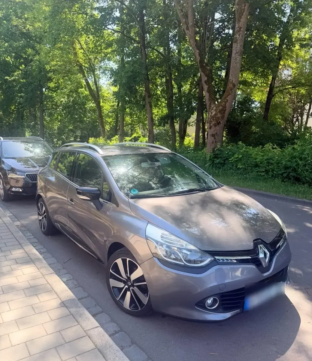 Gebraucht Renault Clio 90 PS (66 kW) 2014 Grau Kombi
