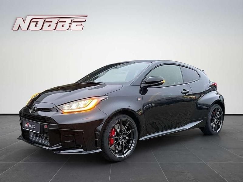 Silber Gebraucht 2024 Toyota Yaris Kleinwagen | 48.990 € (Fairer Preis) - Bild 1/4