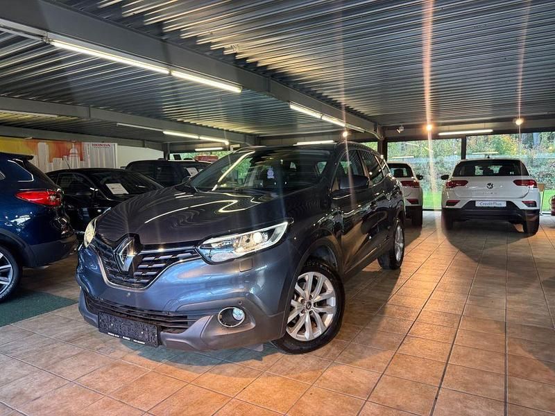 Blau Gebraucht 2017 Renault Kadjar Collection SUV | 12.990 € (Fairer Preis) - Bild 1/4
