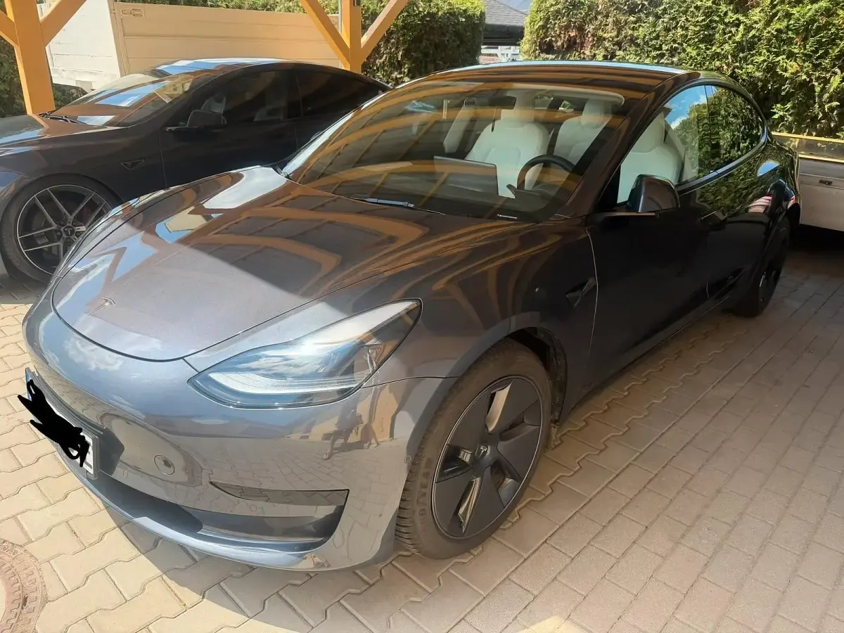 Gebraucht Tesla Model 3 Standard Range Plus 224 kW (305 PS) 2021 Grau Limousine
