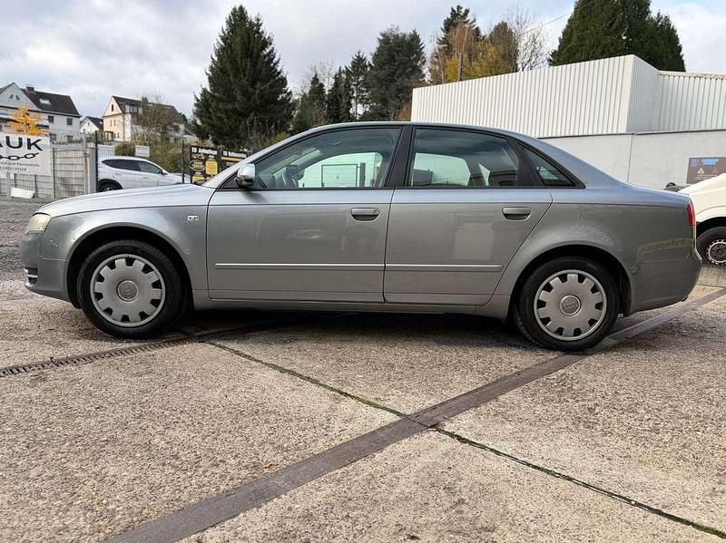Gebraucht Audi A4 131 PS (96 kW) 2005 Silber Limousine