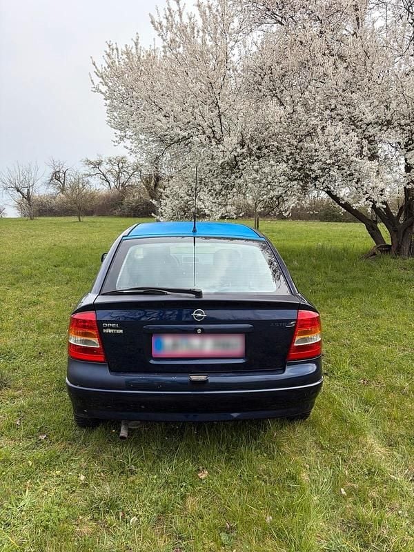 Gebraucht Opel Astra 65 PS (47 kW) 2001 Blau Kleinwagen
