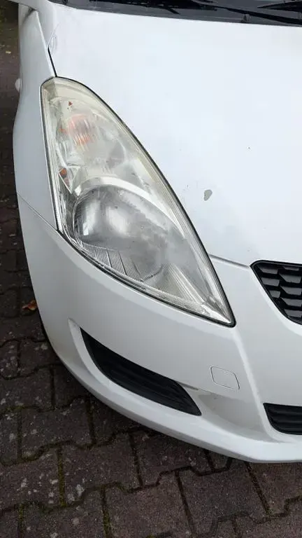 Gebraucht Suzuki Swift Basic 94 PS (69 kW) 2013 Weiß Kleinwagen