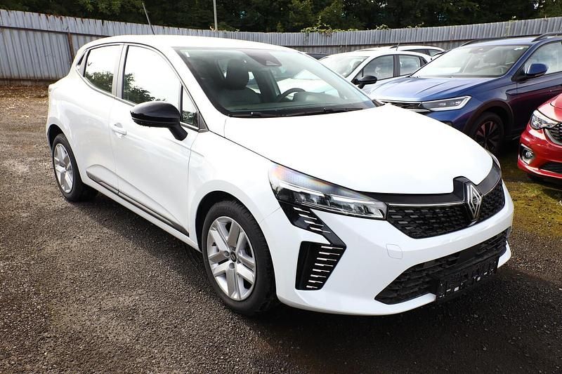 Gebraucht Renault Clio V Evolution 91 PS (66 kW) 2024 Weiss Kleinwagen
