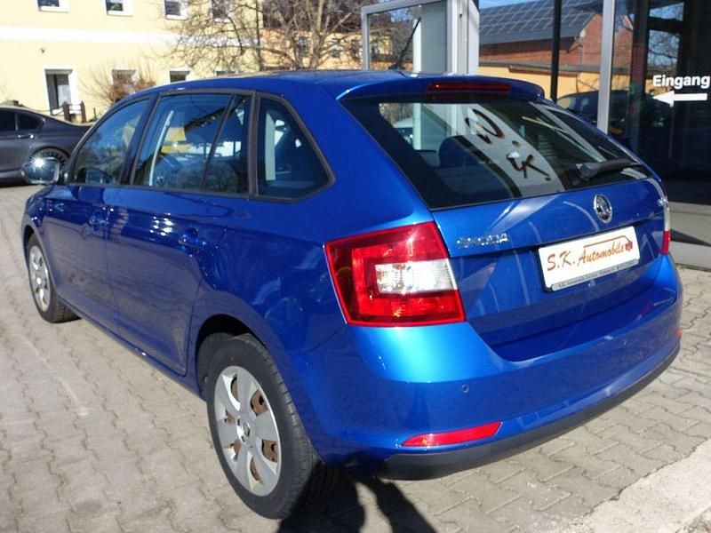 Gebraucht Skoda Rapid Ambition 90 PS (66 kW) 2016 Blau Limousine