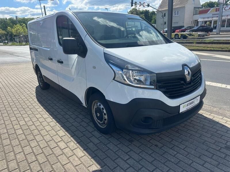 Gebraucht Renault Trafic Komfort 90 PS (66 kW) 2016 Weiß Van / Kleinbus