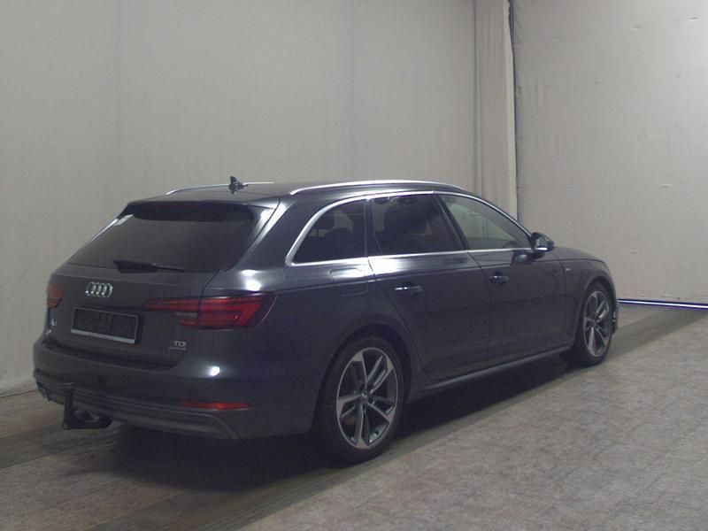 Gebraucht Audi A4 S-Line 218 PS (160 kW) 2018 Grau Kombi