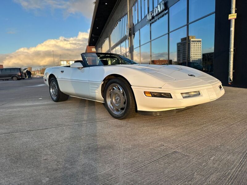 Weiß Gebraucht 1991 Corvette C4 Cabrio | 25.950 € - Bild 1/4