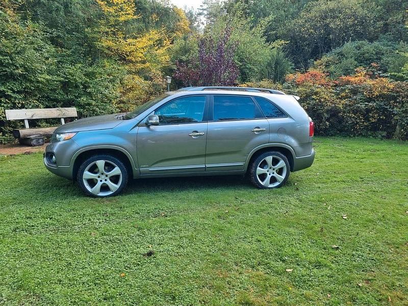 Beige Gebraucht 2012 Kia Sorento Edition 7 SUV | 8.750 € (Superpreis) - Bild 1/1