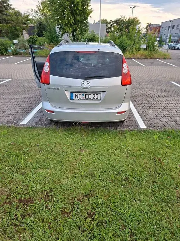Gebraucht Mazda 5 143 PS (105 kW) 2007 Silber Van / Kleinbus