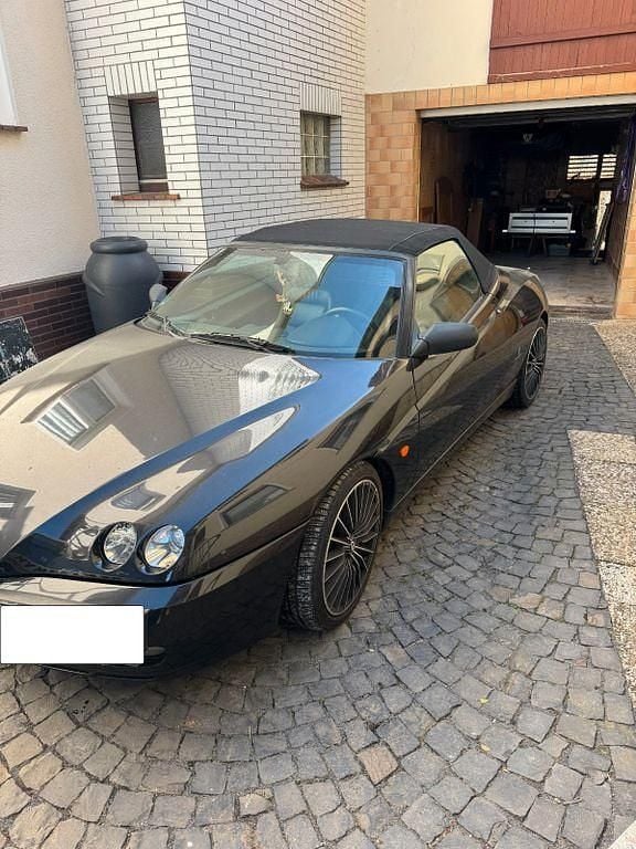 Gebraucht Alfa Romeo Spider 165 PS (121 kW) 2003 Schwarz Cabrio