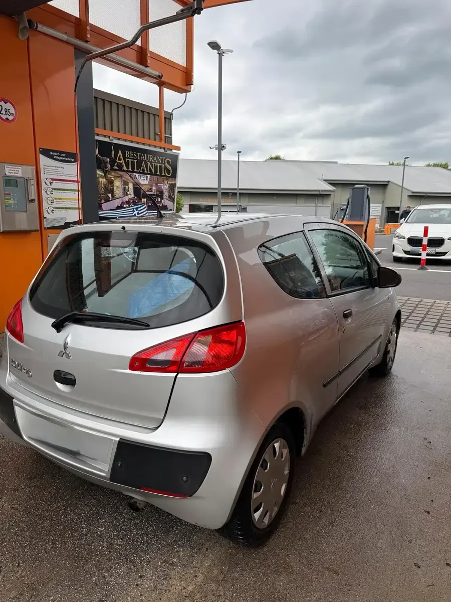 Gebraucht Mitsubishi Colt 75 PS (55 kW) 2005 Silber Kleinwagen