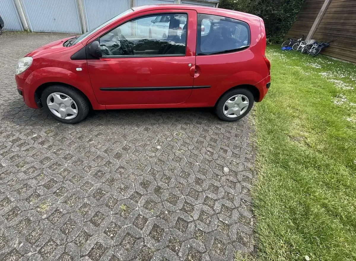 Gebraucht Renault Twingo Authentique 58 PS (42 kW) 2008 Kleinwagen