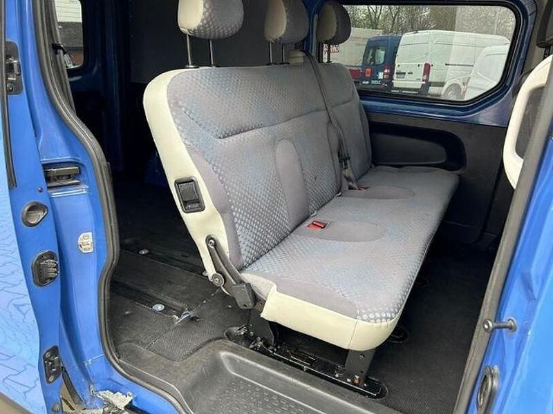 Gebraucht Renault Trafic Expression 121 PS (88 kW) 2019 Blau Van / Kleinbus