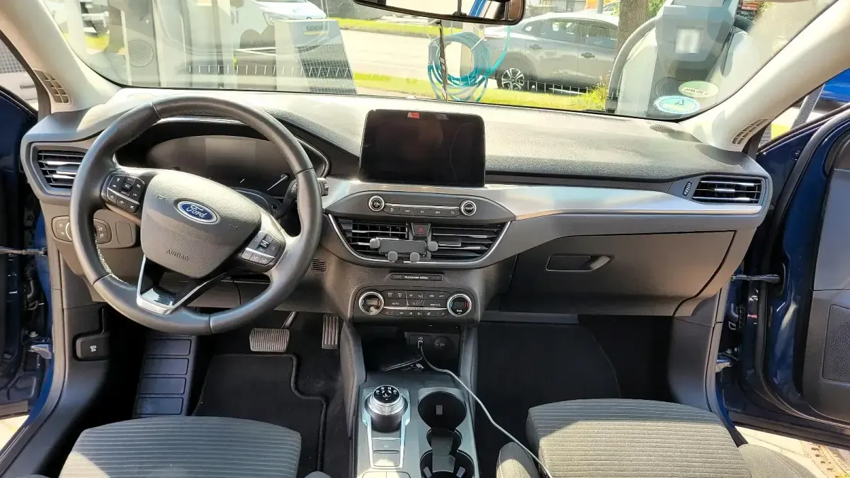 Używany Ford Focus 150 KM (110 kW) 2020 Niebieski Kombi