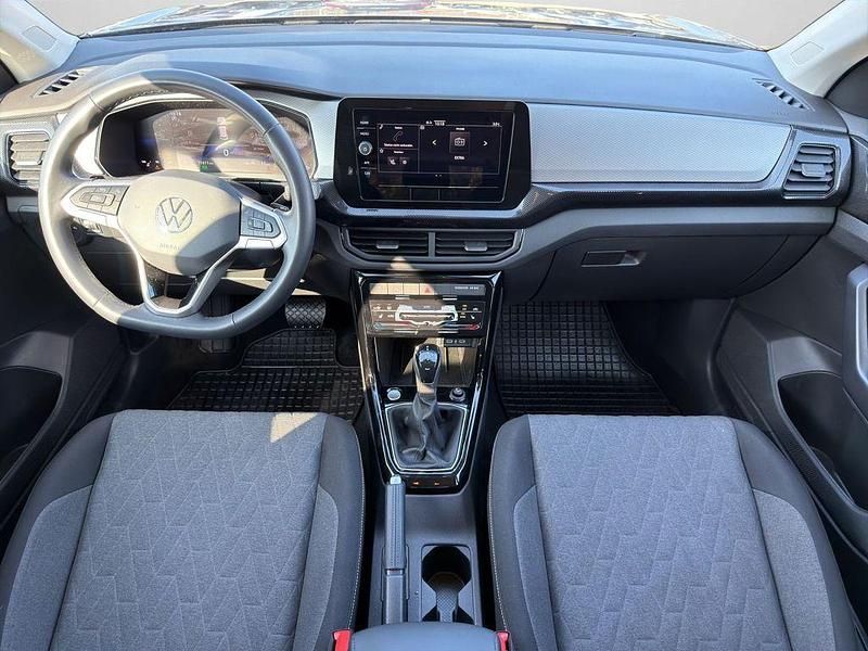Gebraucht VW T-Cross Life 116 PS (85 kW) 2025 Rauchgrau metallic (metallic) SUV