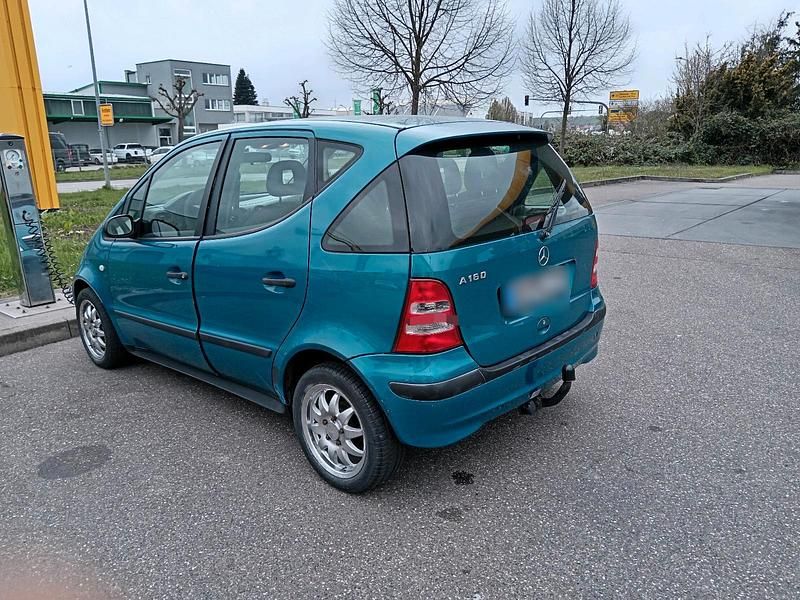 Gebraucht Mercedes A160 102 PS (75 kW) 2001 Blau Kleinwagen