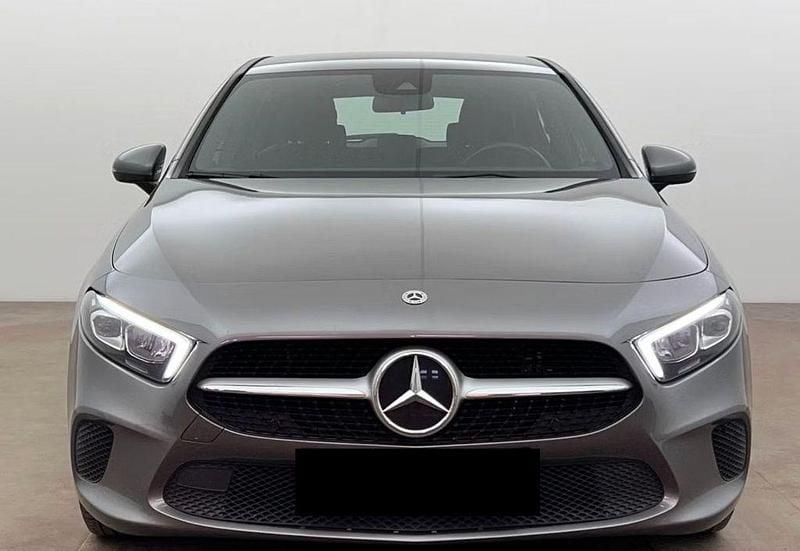 Gebraucht Mercedes A250 AMG line 160 PS (117 kW) 2020 Schwarz Limousine