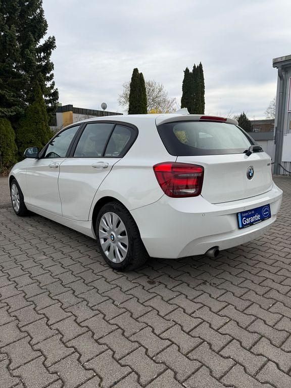 Gebraucht BMW 116 136 PS (100 kW) 2012 Weiß Kleinwagen