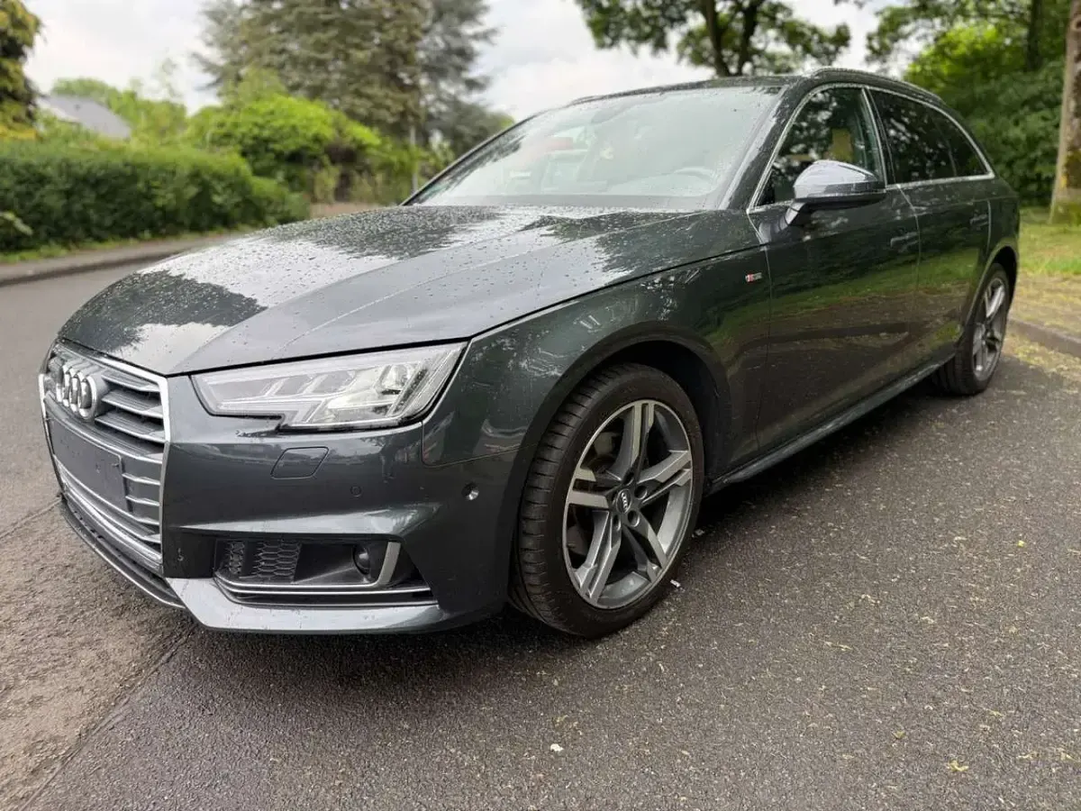 Second-hand Audi A4 S-Line 170 CP (125 kW) 2017 Gri Break