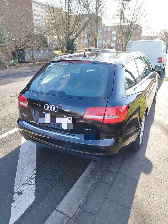 Gebraucht Audi A6 Ambiente 170 PS (125 kW) 2010 Schwarz Kombi