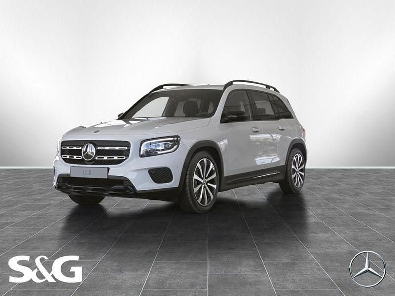 Unilack polarweiß Gebraucht 2021 Mercedes GLB200 Progressive SUV | 29.890 € (Superpreis) - Bild 1/4