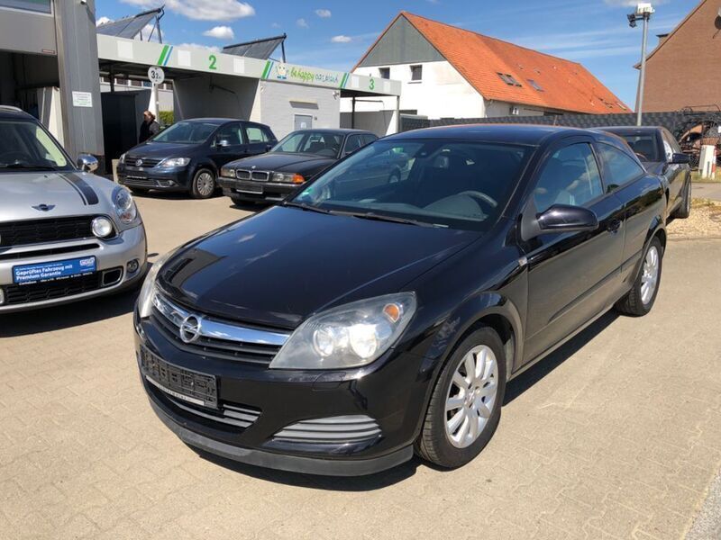 Saphirschwarz mi2 Gebraucht 2006 Opel Astra GTC Edition Coupé | 3.690 € (Teuer) - Bild 1/4