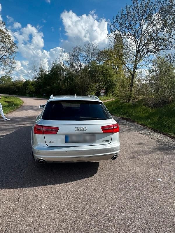 Usado Audi A6 204 HP (150 kW) 2014 Prateado Carrinha